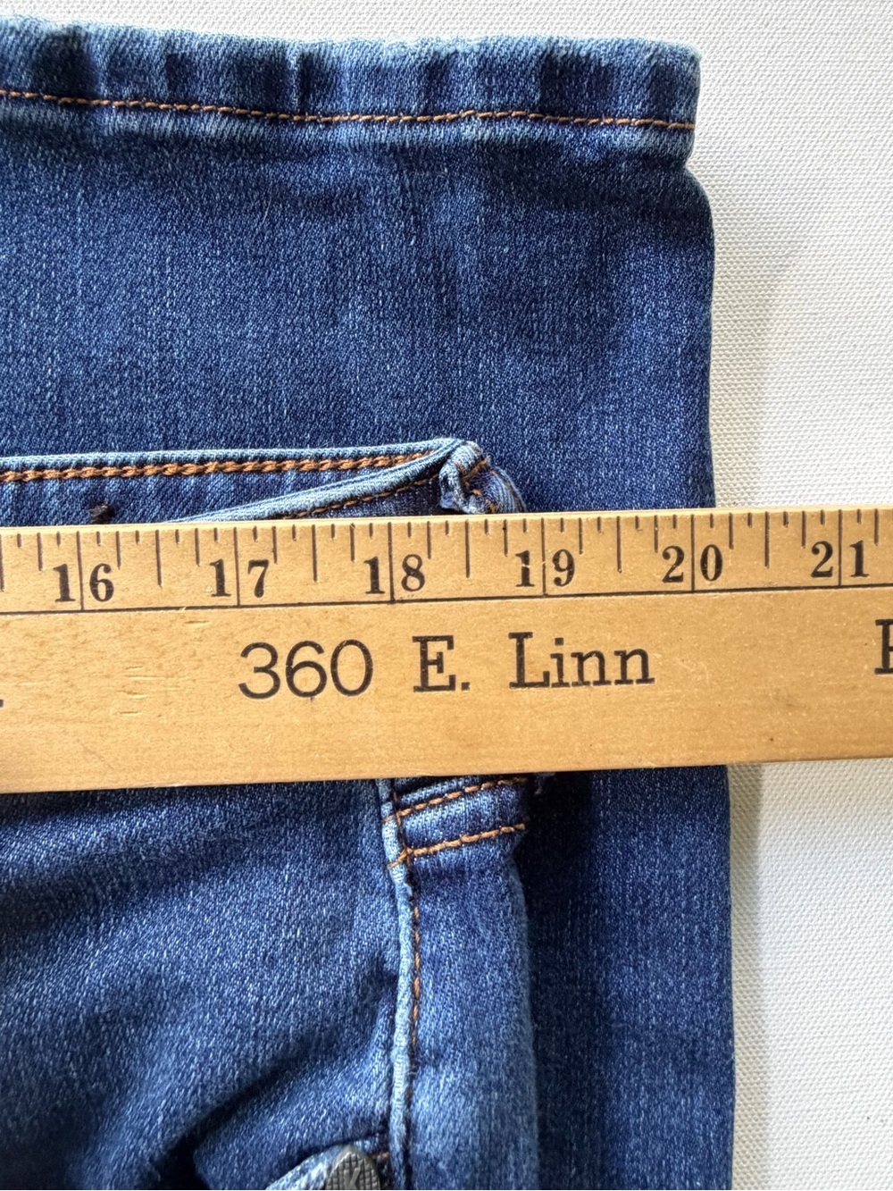 Kut from the Kloth Elizabeth High Waist Ankle Jeans - Picture 8 of 13